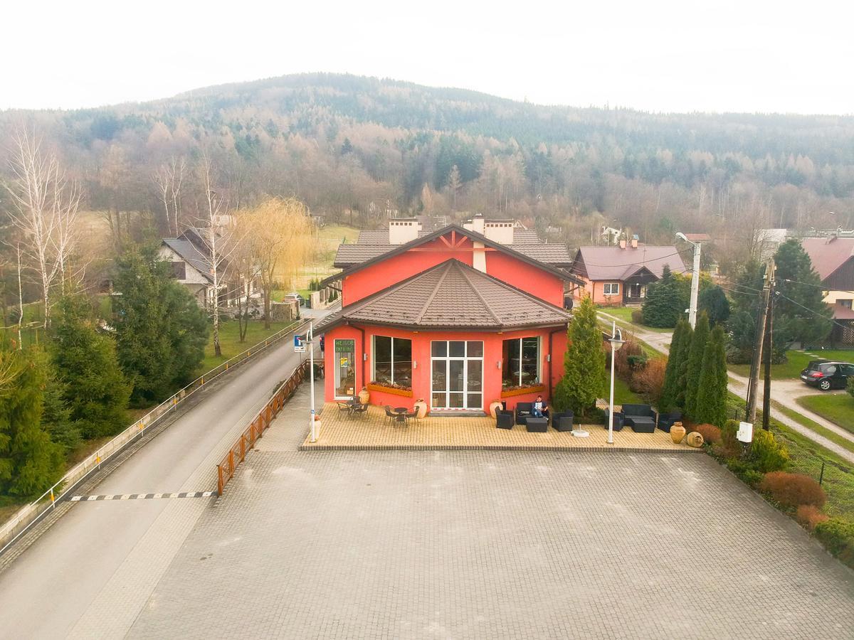 Hotel Krak Myślenice Exteriér fotografie