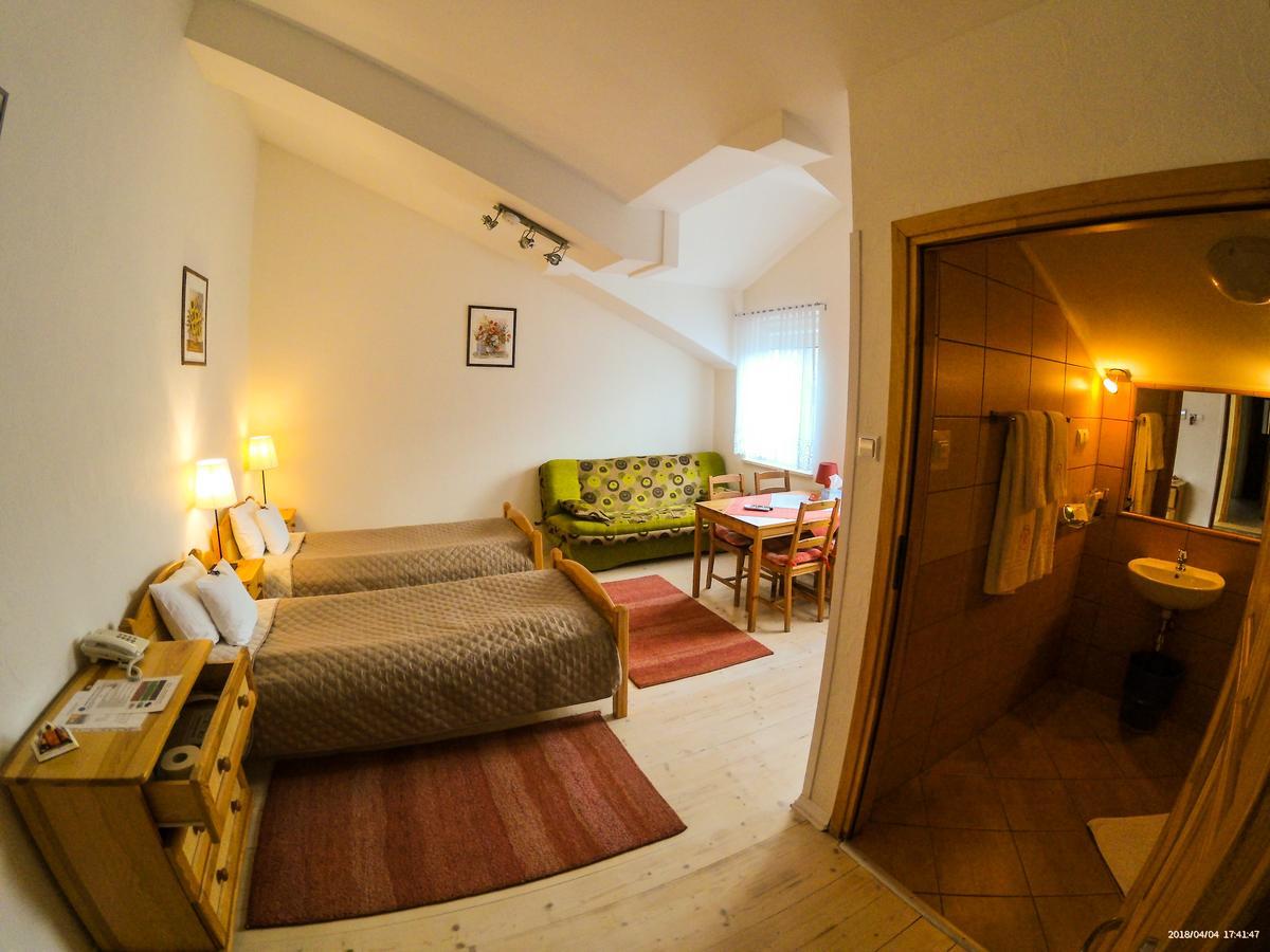 Hotel Krak Myślenice Exteriér fotografie