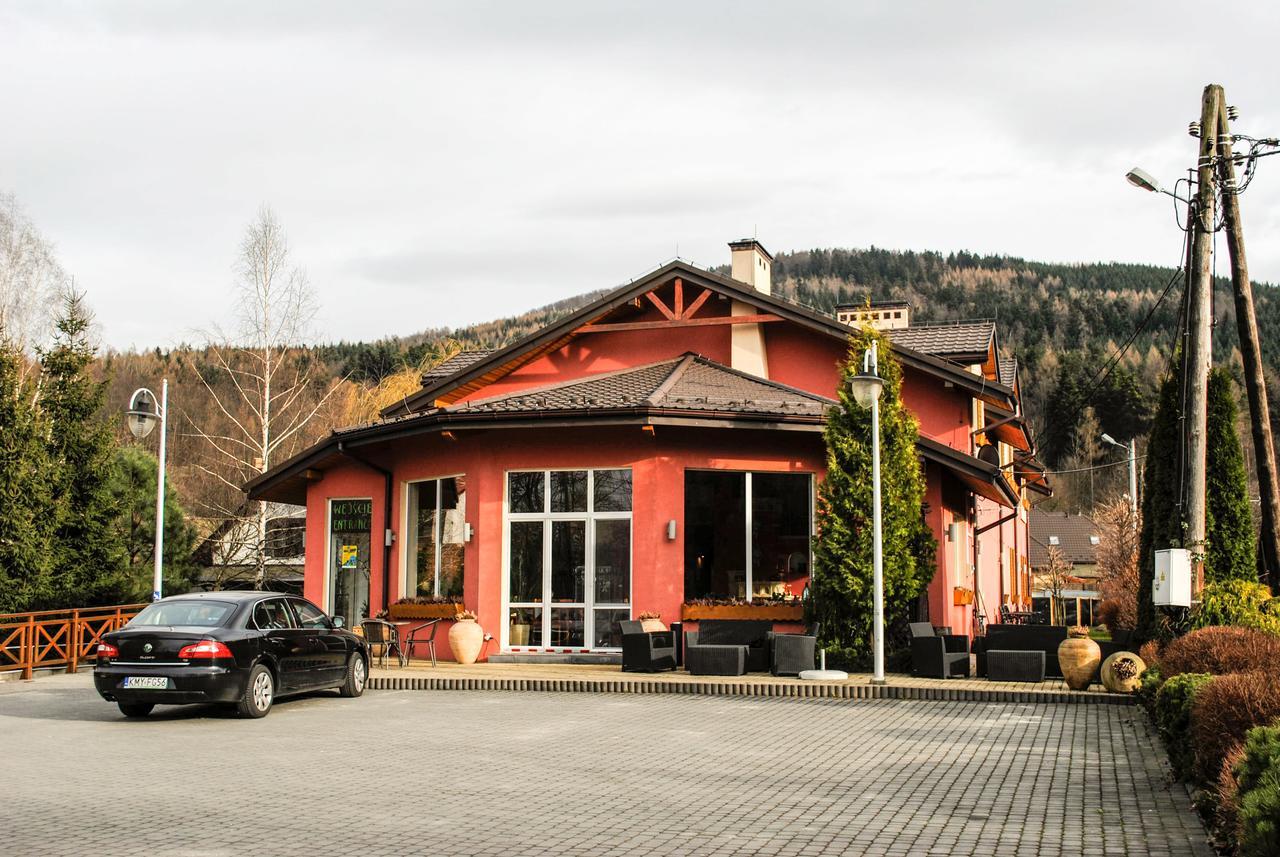 Hotel Krak Myślenice Exteriér fotografie