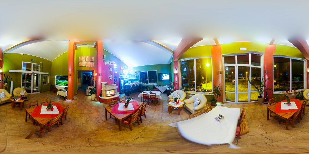 Hotel Krak Myślenice Exteriér fotografie
