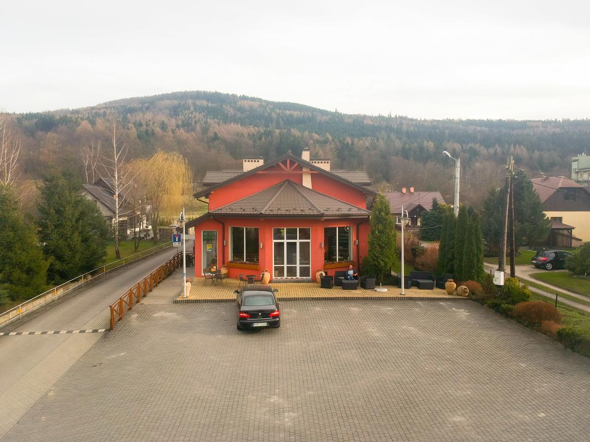Hotel Krak Myślenice Exteriér fotografie
